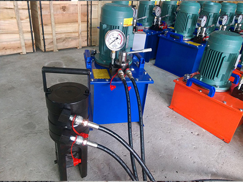 鋼筋冷擠壓機(jī) 鋼筋冷擠壓機(jī)